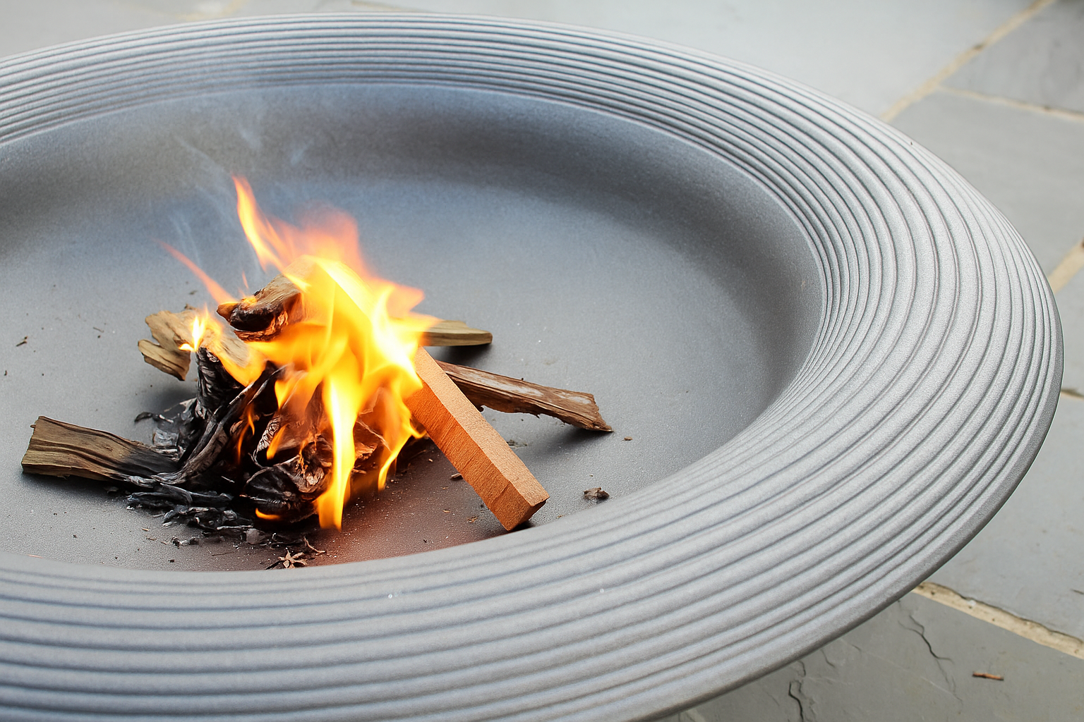 cast iron fire pit